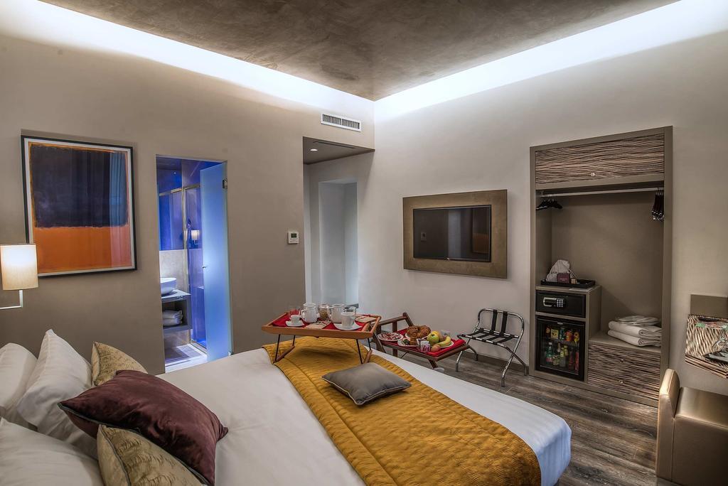 Colonna Suite Del Corso Рим Екстер'єр фото