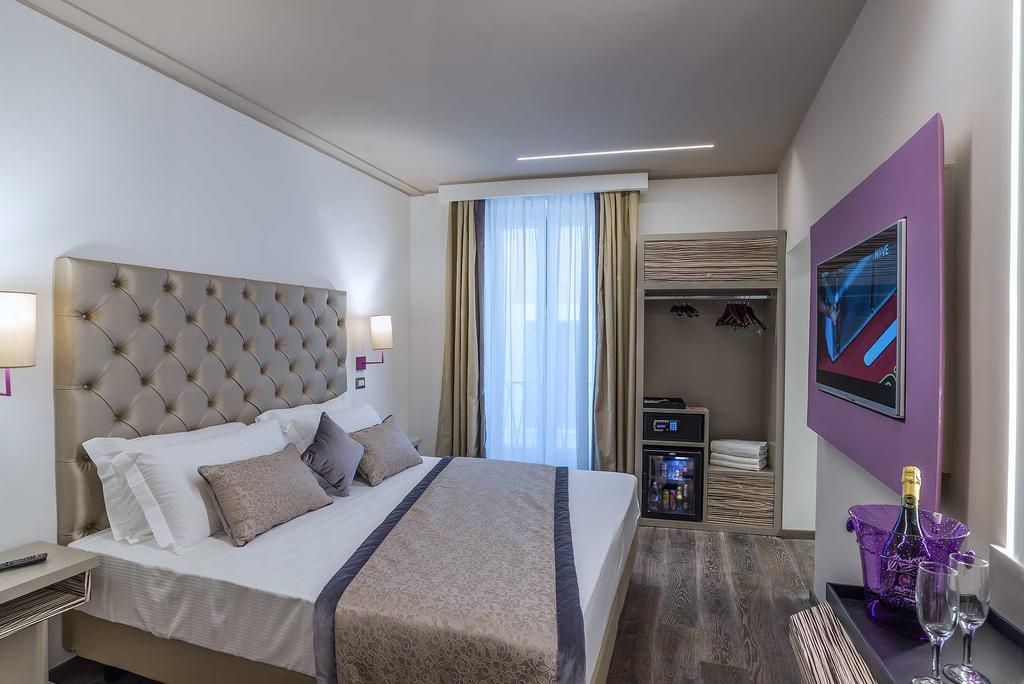 Colonna Suite Del Corso Рим Екстер'єр фото